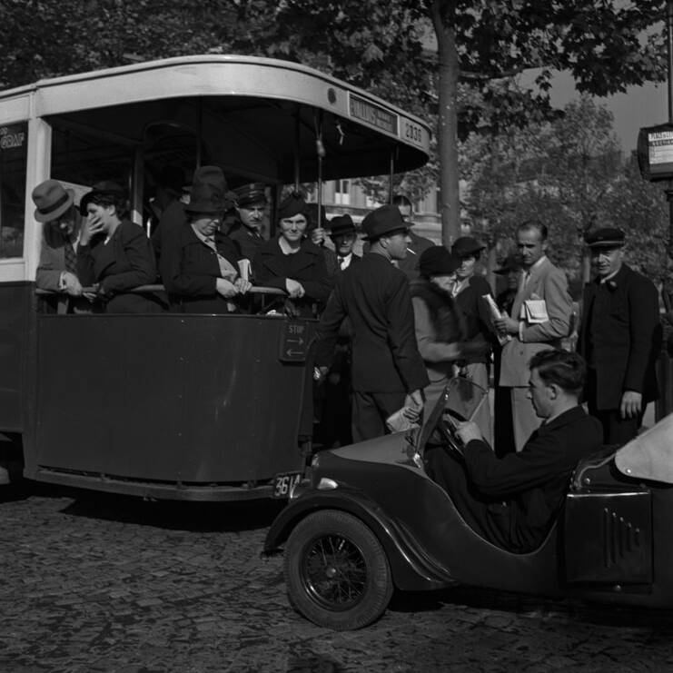 Bus et l'auto